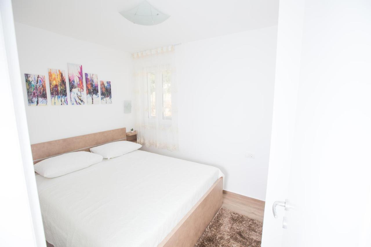 Apartman Roza ポドストラナ エクステリア 写真